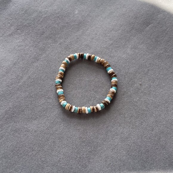 Bohemian Turquoise Coconut Shell Necklace & Bracelet Set- Unisex - Picture 4 of 5